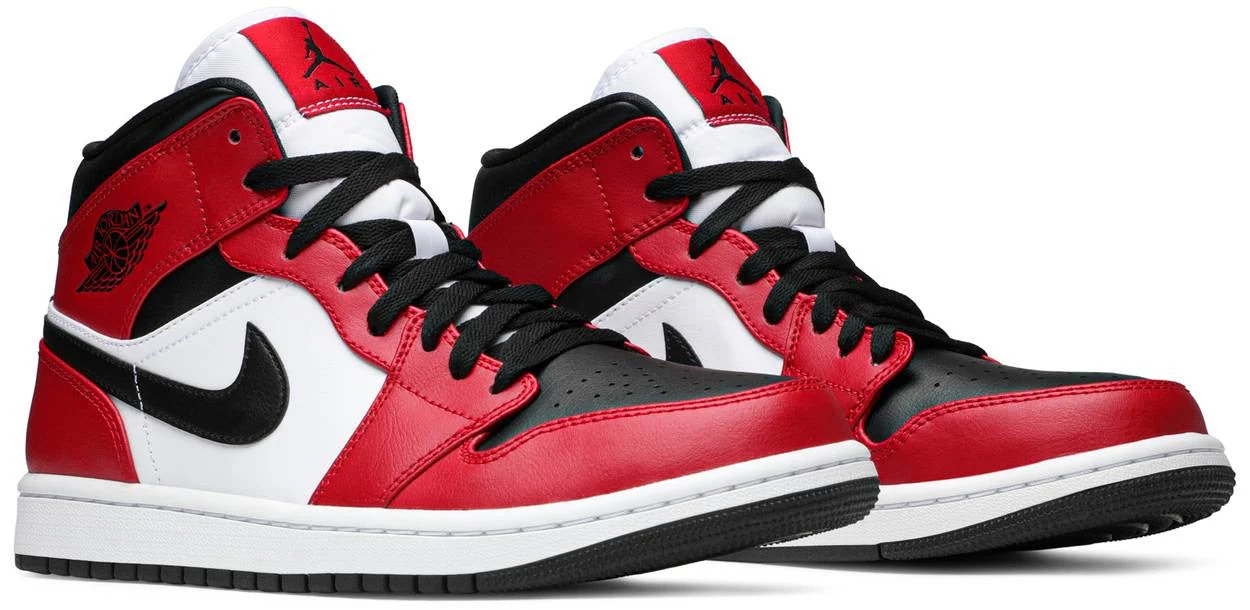 Air Jordan 1 Mid 'Chicago Black Toe' - Image 5
