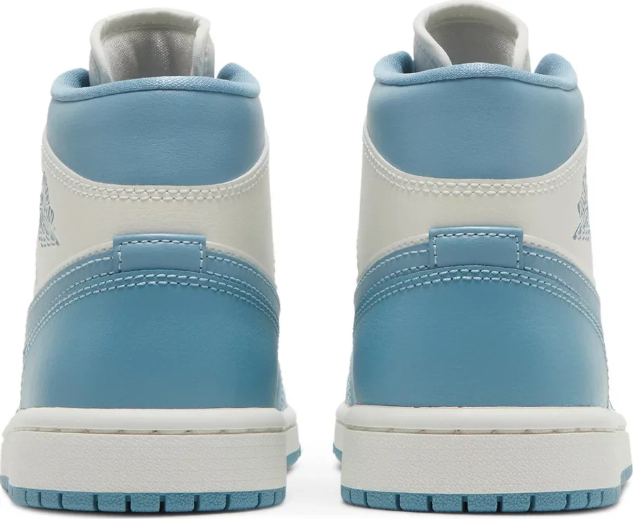 Air Jordan 1 Mid 'UNC' (2022) (Women's) - Image 4
