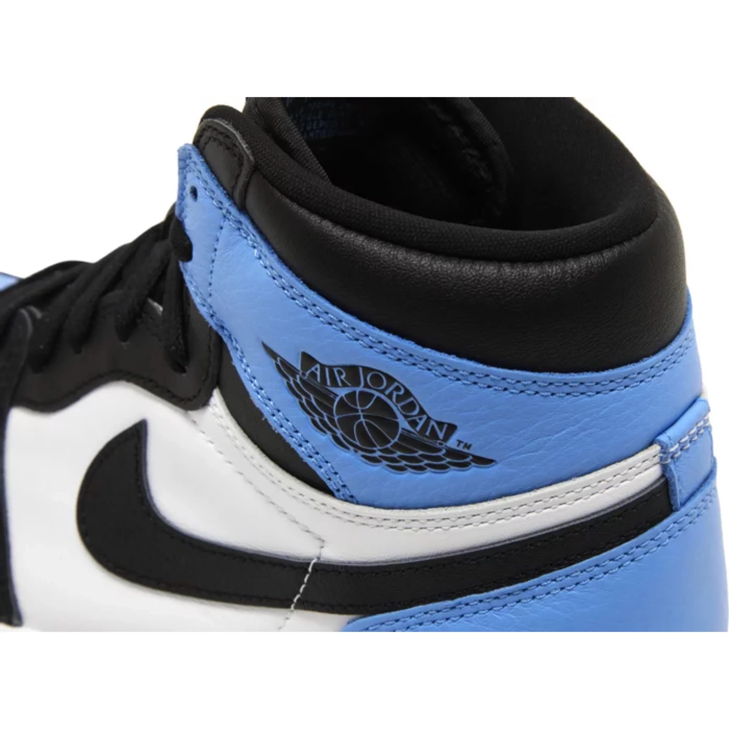 Air Jordan 1 Retro High OG 'UNC Toe' - Image 7
