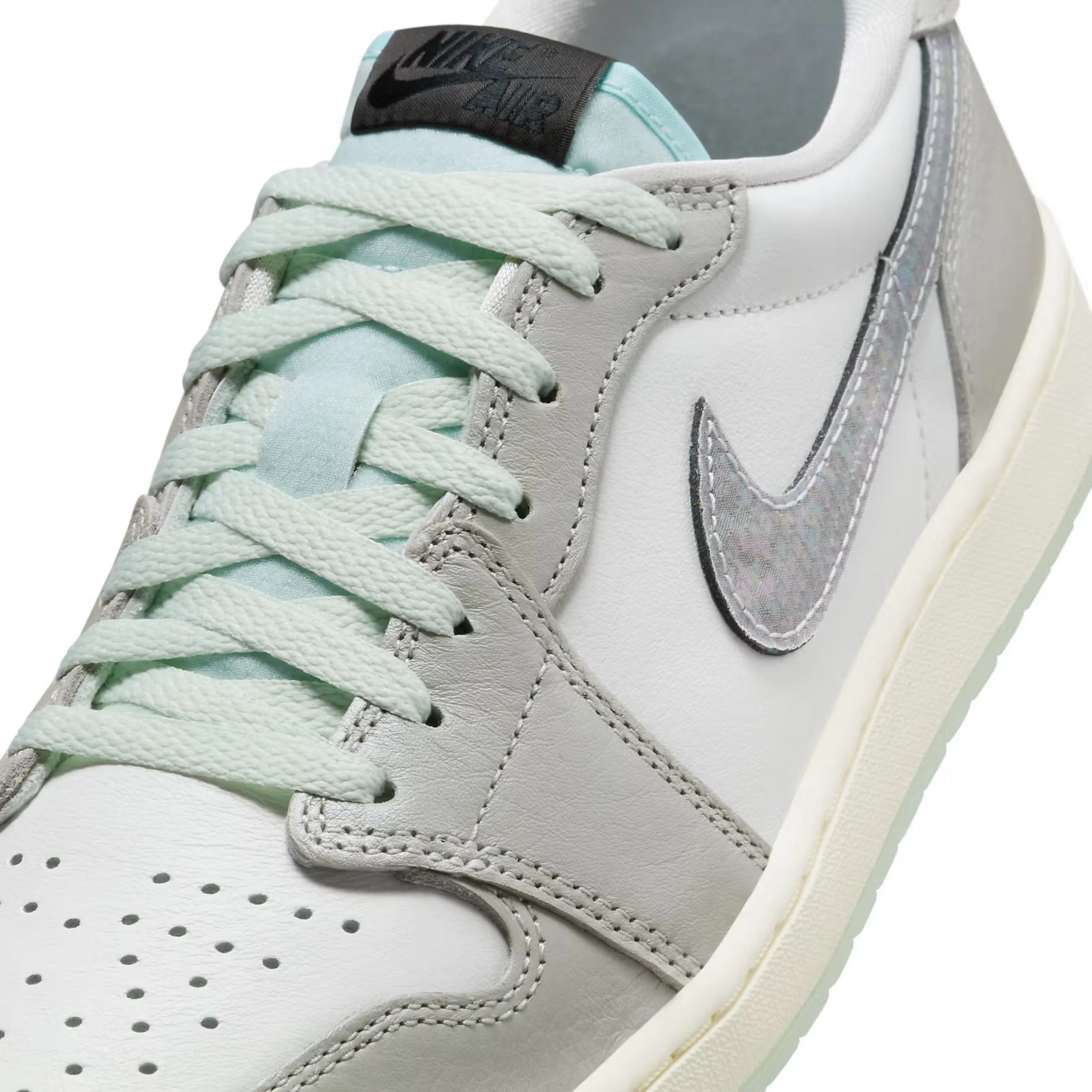 Air Jordan 1 Retro Low OG 'Year of the Snake' (2025) - Image 6