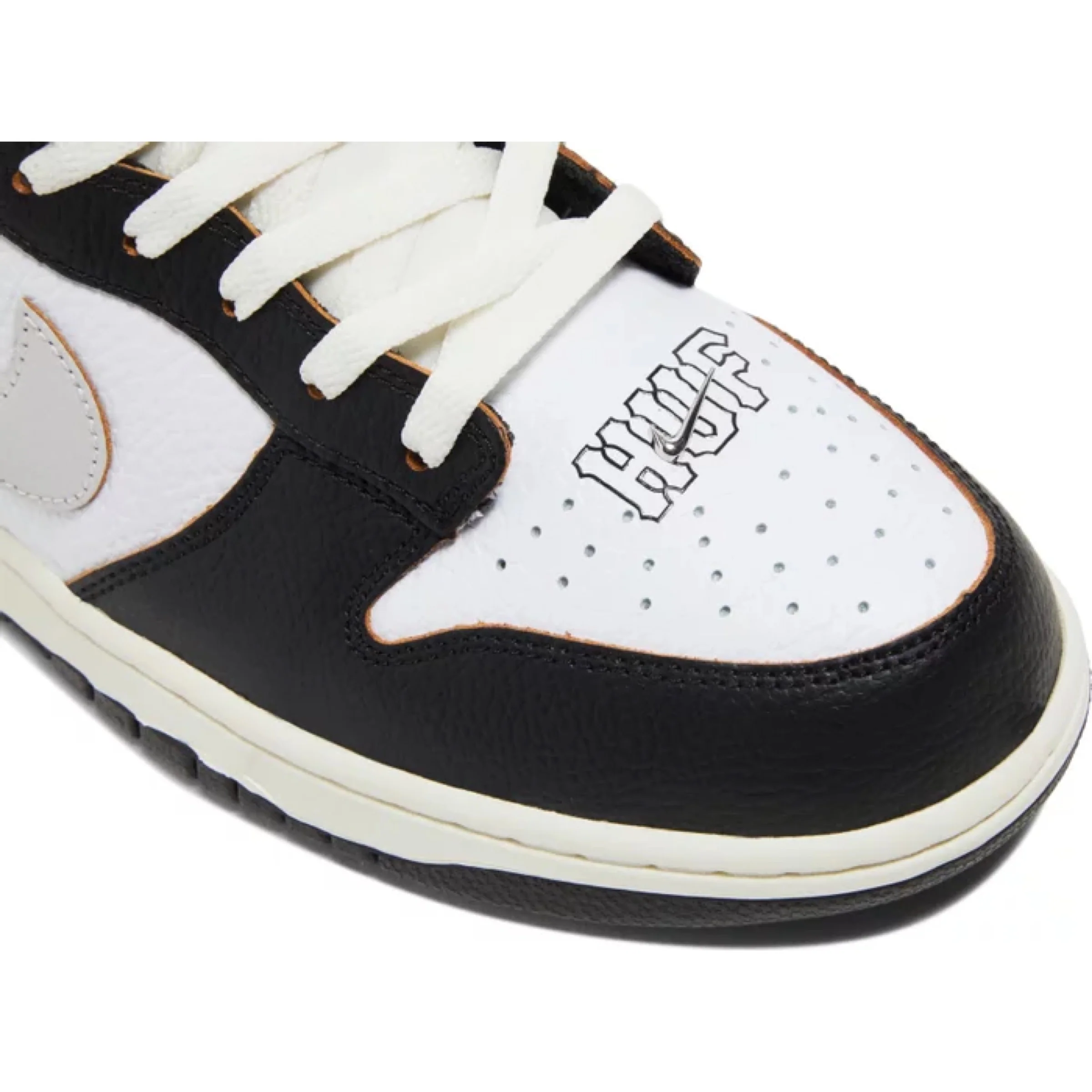 HUF x Nike SB Dunk Low 'San Francisco' - Image 6