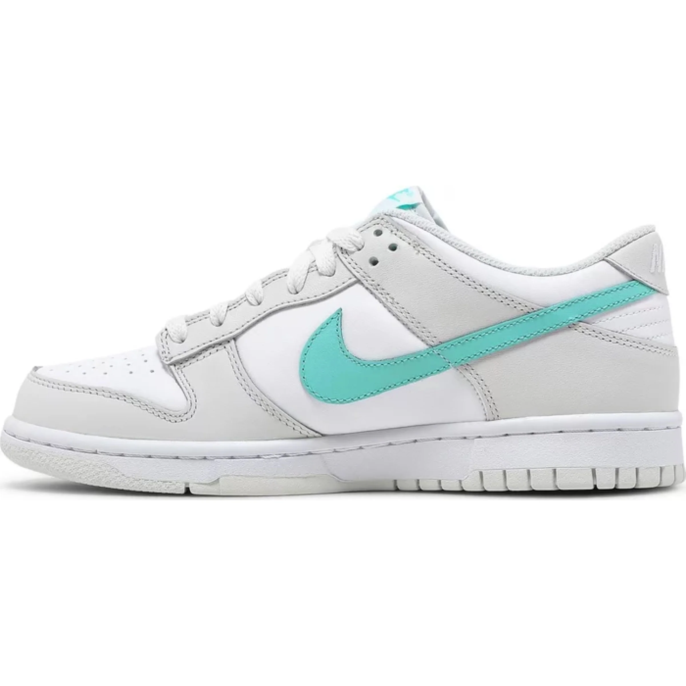Nike Dunk Low 'Tropical Twist' (GS) - Image 2
