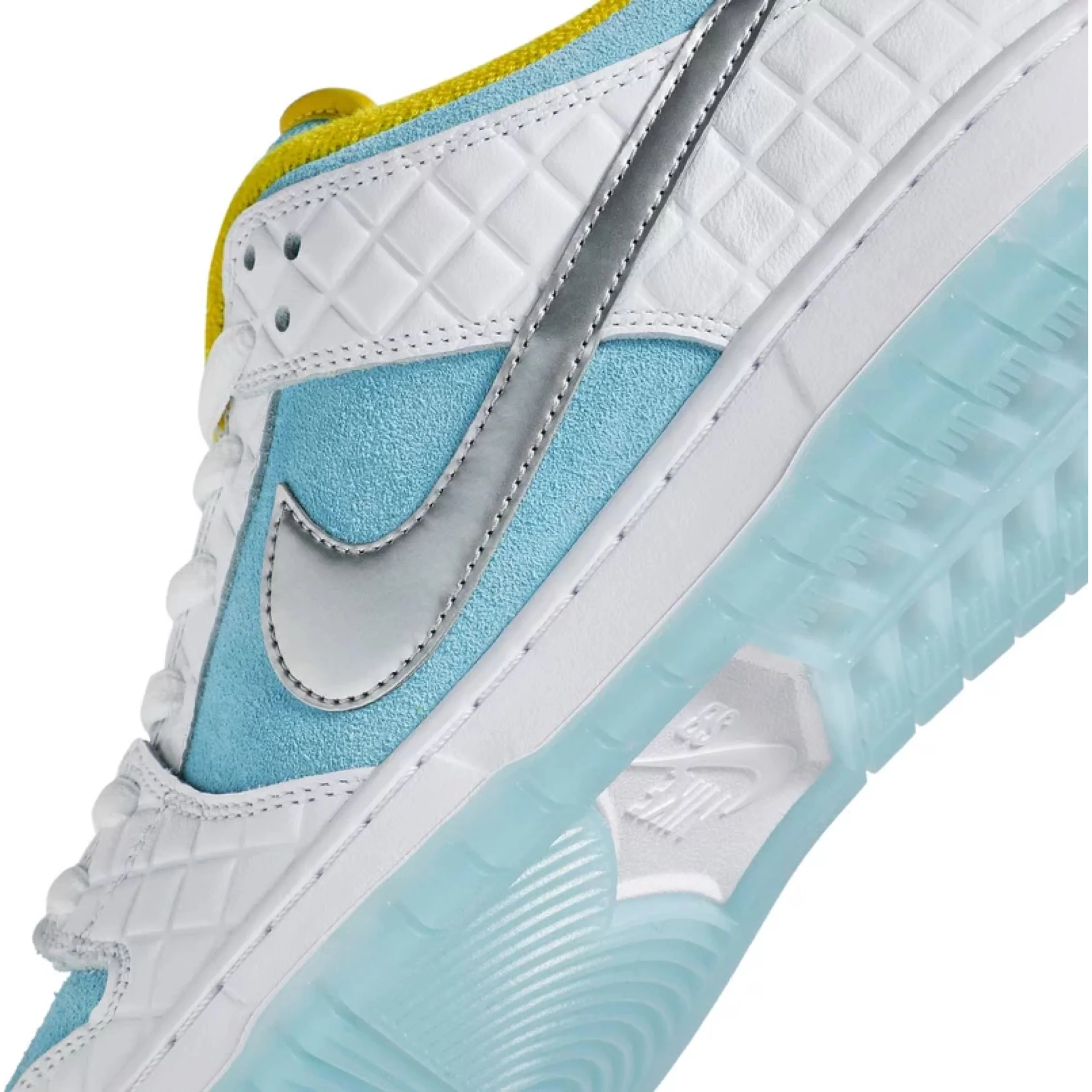 Nike SB Dunk Low Pro 'FTC Lagoon Pulse' - Image 7