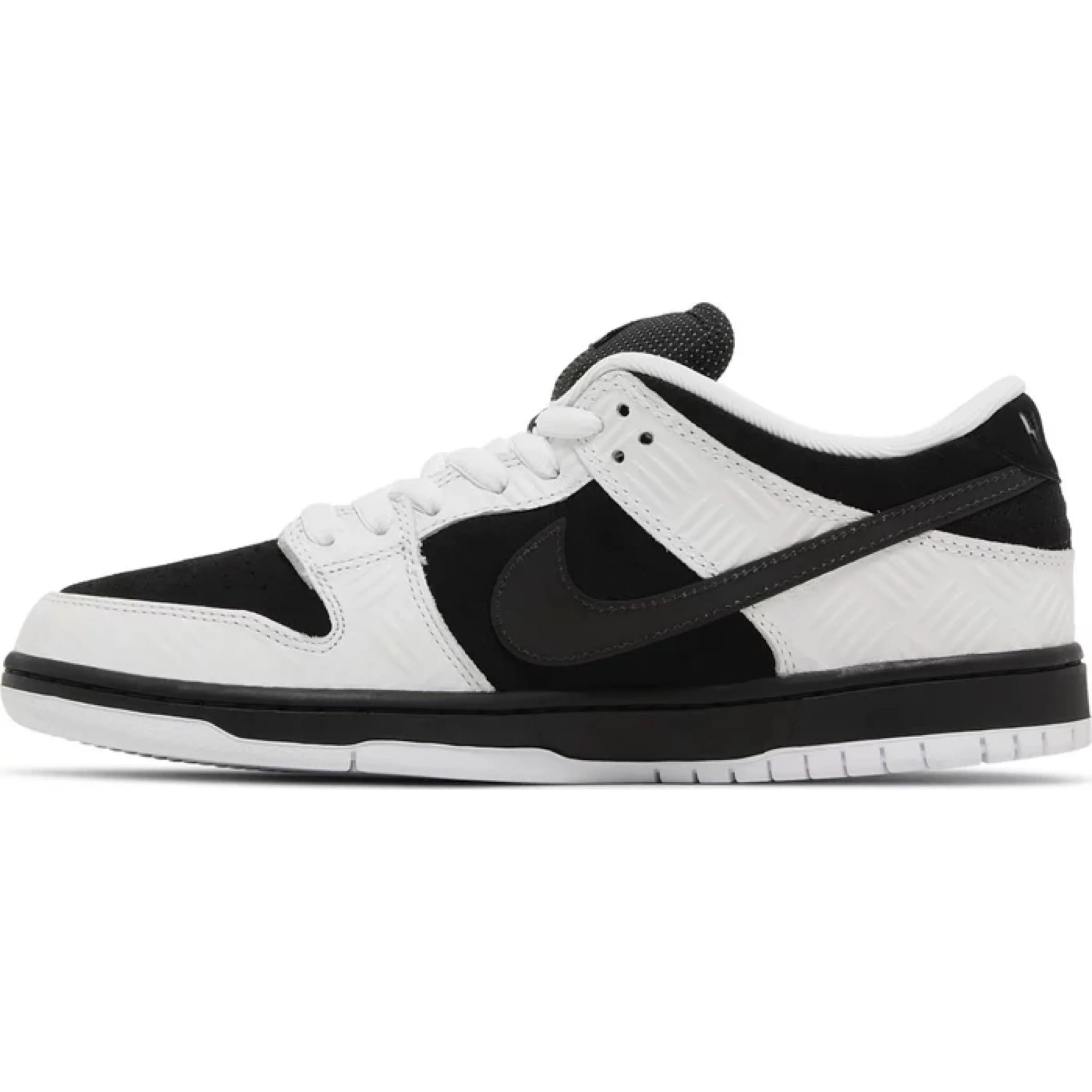 Nike SB Dunk Low 'TIGHTBOOTH' - Image 2