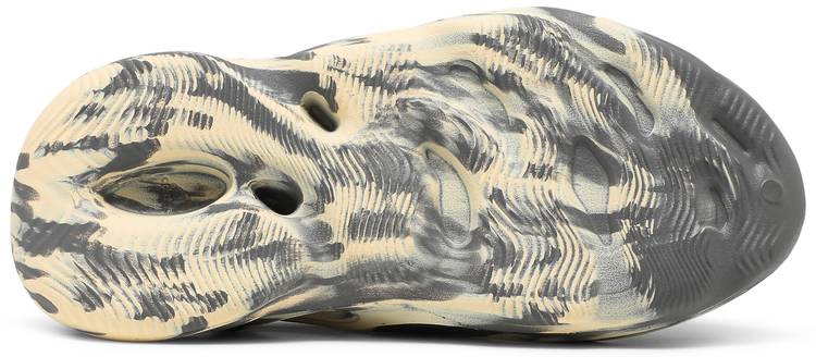 Adidas Yeezy Foam RNNR 'MXT Moon Grey' - Image 3